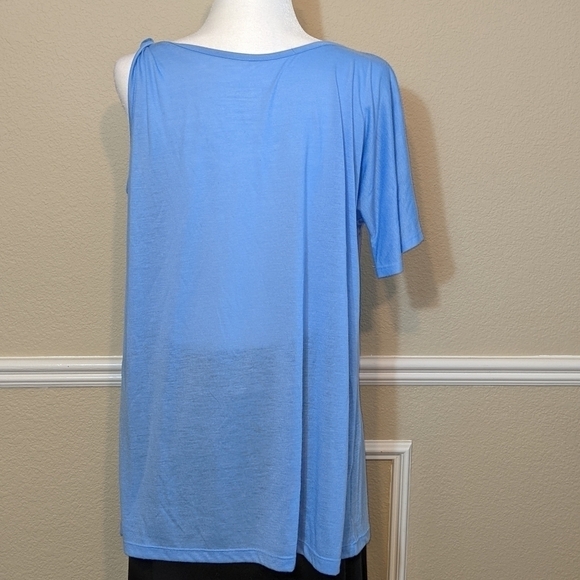 Lane Bryant Cold Shoulder Lightweight Tops in Red & Blue NWOT - Picture 3 of 6